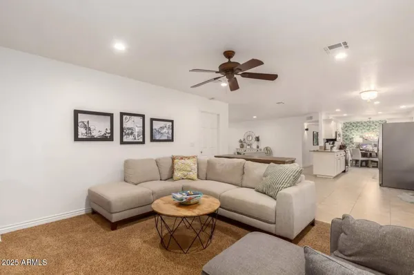 $4,000 | 15849 North 49th Place, Scottsdale, AZ 85254