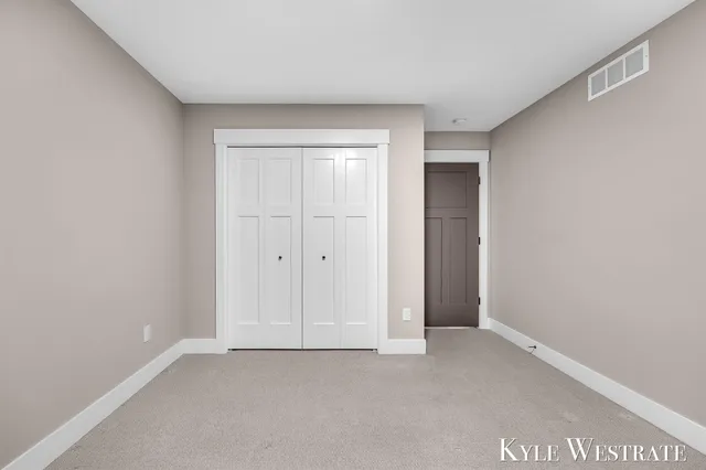 $649,900 | 10886 Douglas Drive, Allendale, MI 49401