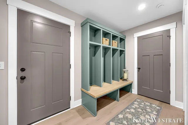 $649,900 | 10886 Douglas Drive, Allendale, MI 49401