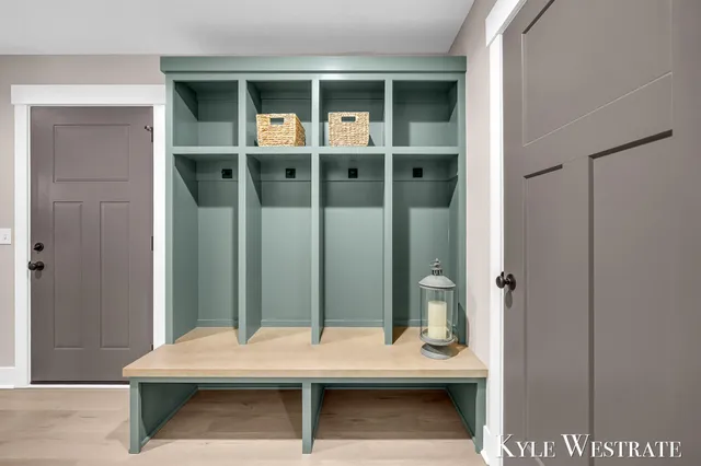 $649,900 | 10886 Douglas Drive, Allendale, MI 49401