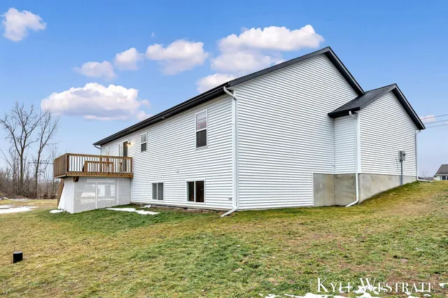 $649,900 | 10886 Douglas Drive, Allendale, MI 49401