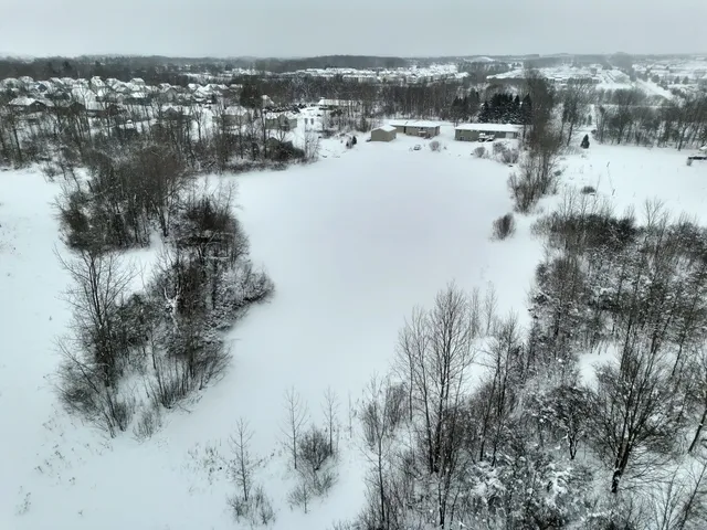 $649,900 | 10886 Douglas Drive, Allendale, MI 49401