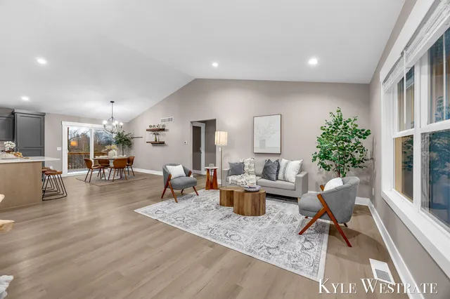 $649,900 | 10886 Douglas Drive, Allendale, MI 49401