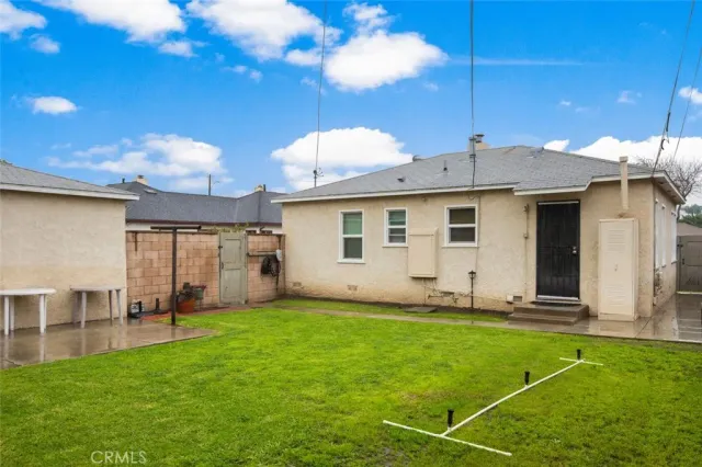 $950,000 | 2411 Termino Avenue, Long Beach, CA 90815