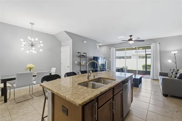 $2,150 | 10425 Red Carpet Court, Riverview, FL 33578