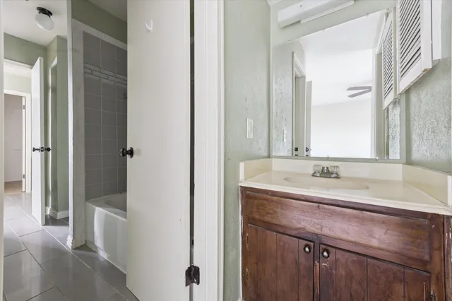 $108,000 | 9200 West Bellfort Boulevard, Unit 76, Houston, TX 77031