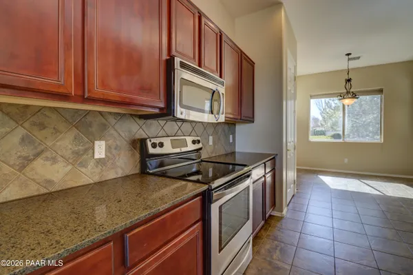 $2,525 | 6496 East Brombil Street, Prescott Valley, AZ 86314