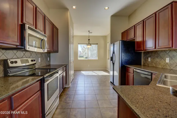 $2,525 | 6496 East Brombil Street, Prescott Valley, AZ 86314