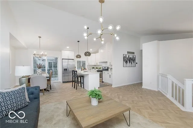 $3,900 | 4539 Berkshire Road, Indianapolis, IN 46226