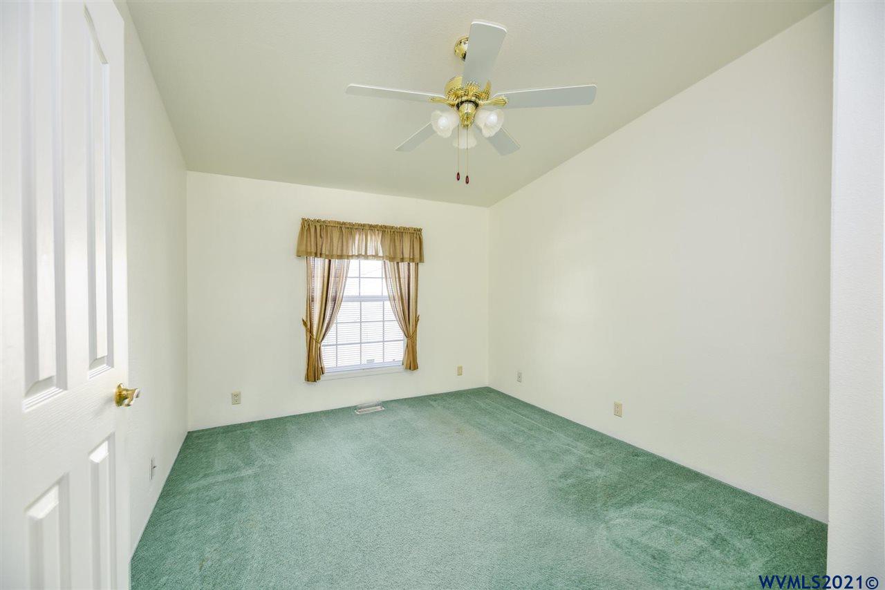 3075 Galena Loop Lebanon, OR 97355 - Photo 27 of 37 Gallery Image 27
