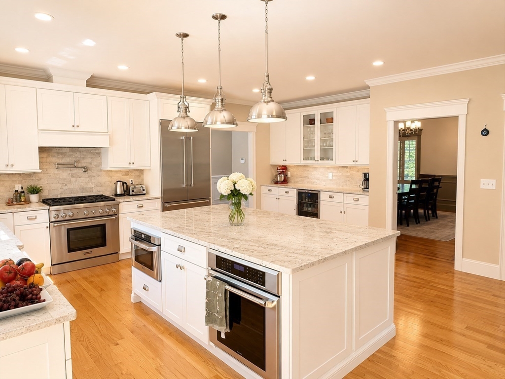 26 Webster Road Lexington, MA 02421 - Photo 2 of 20