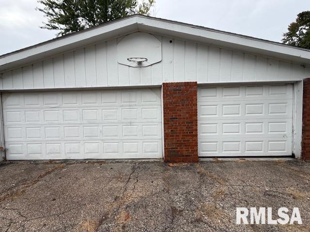 2241 South 12th Street Springfield, IL 62703 - Photo 20 of 21