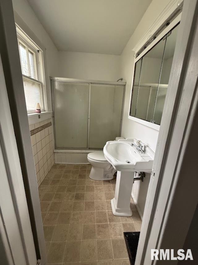 2241 South 12th Street Springfield, IL 62703 - Photo 7 of 21