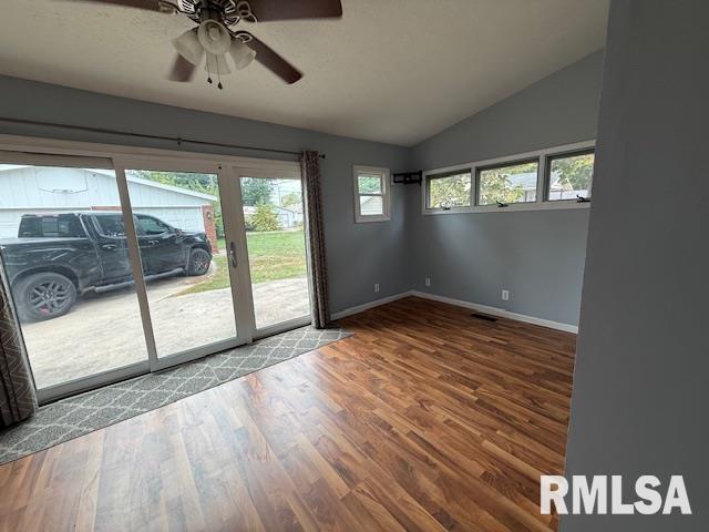 2241 South 12th Street Springfield, IL 62703 - Photo 10 of 21