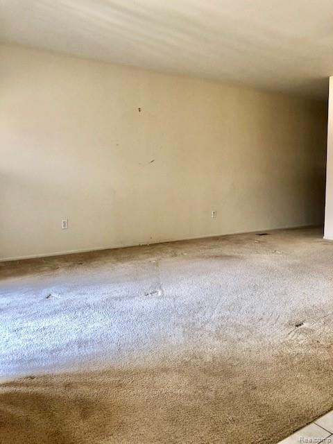 8401 18 18 Mile Road, Unit 173 Sterling Heights, MI 48313 - Photo 5 of 12