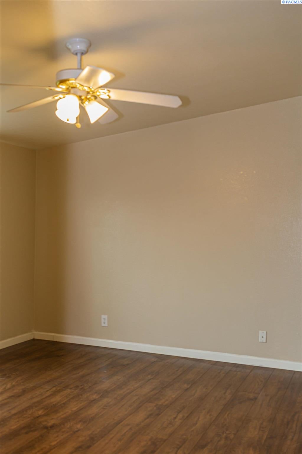 17303 East Ruppert Road Benton City, WA 99320 - Photo 12 of 26 Gallery Image 12