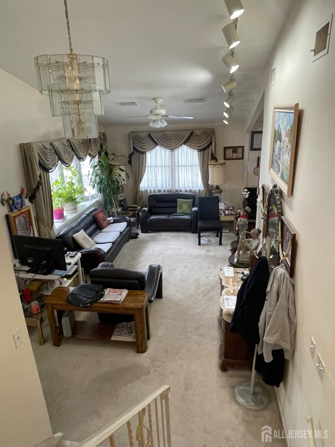 92 Holly Road Iselin, NJ 08830 - Photo 6 of 17