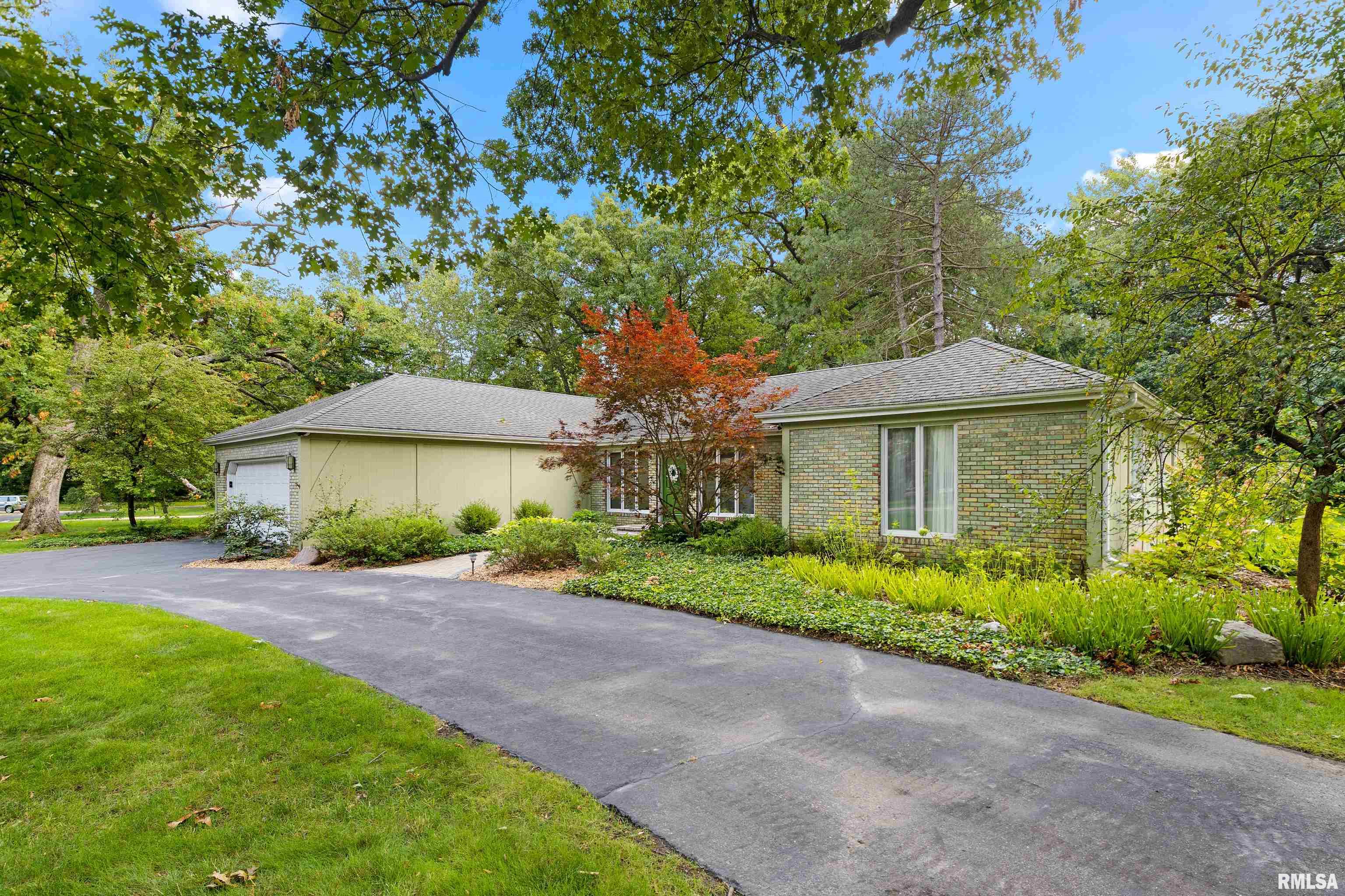 427 West Raintree Road Dunlap, IL 61525 - Photo 2 of 42