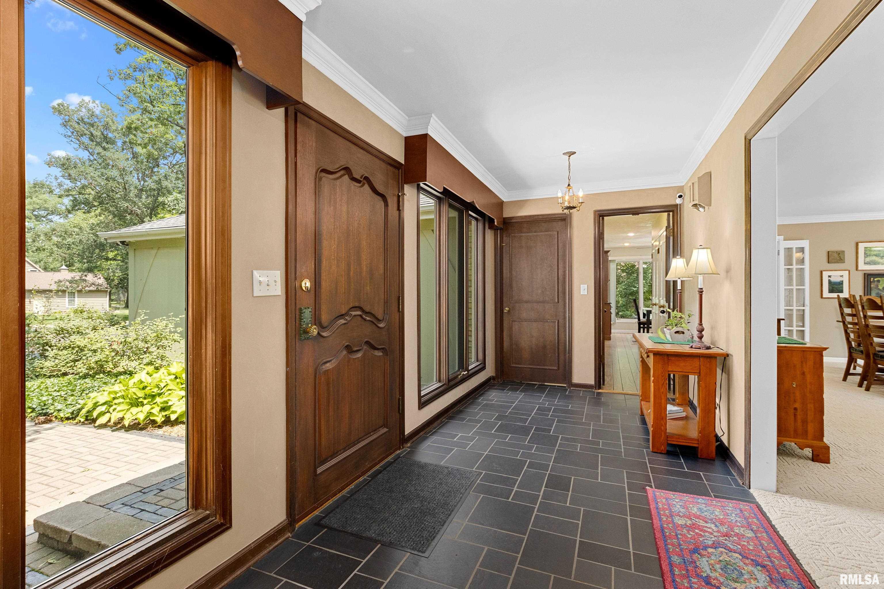 427 West Raintree Road Dunlap, IL 61525 - Photo 10 of 42