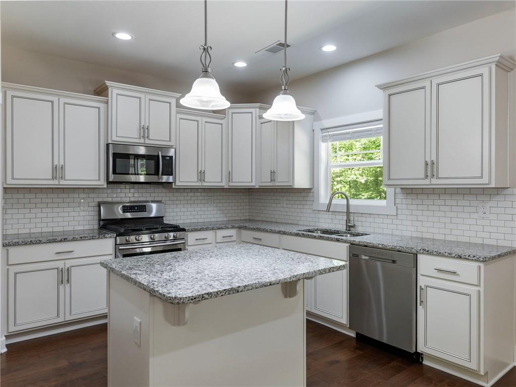 6351 Blackjack Road Flowery Branch, GA 30542 - Photo 11 of 47