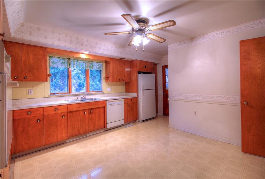 140 Chapel Road Aliquippa, PA 15001 - Photo 6 of 24 Gallery Image 6