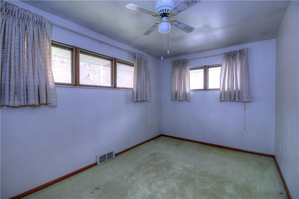 140 Chapel Road Aliquippa, PA 15001 - Photo 9 of 24 Gallery Image 9