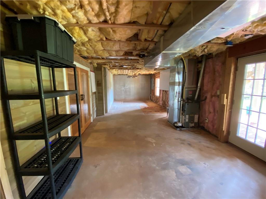 6175 Jett Road Dawsonville, GA 30534 - Photo 31 of 60 a view of an empty room