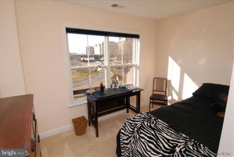 650 9th Street Southwest Washington, DC 20024 - Photo 14 of 30 Bedroom #1