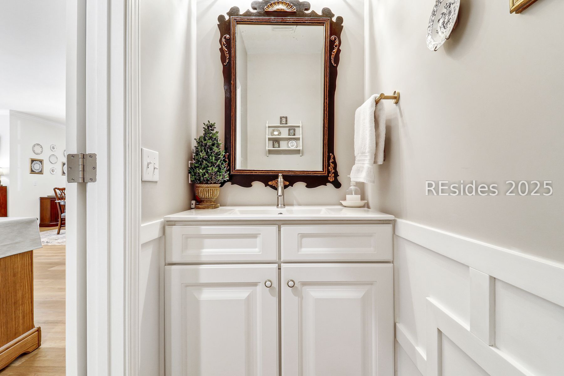 22 Columbus Circle Bluffton, SC 29909 - Photo 9 of 50 Half bathroom