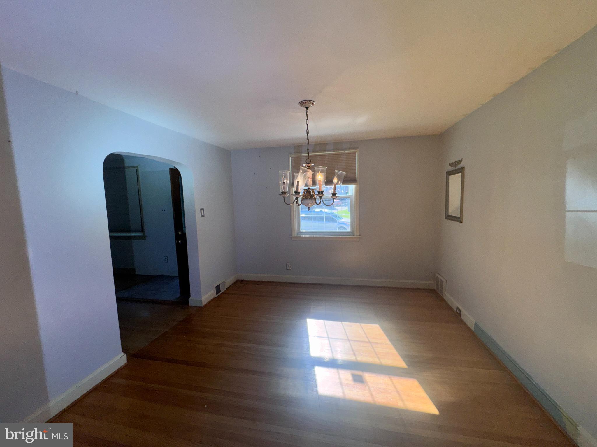 810 Irvington Road Drexel Hill, PA 19026 - Photo 11 of 30 dining room