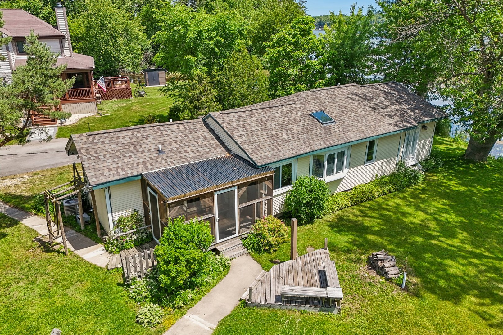 34983 Hickory Avenue Ingleside, IL 60041 - Photo 4 of 51