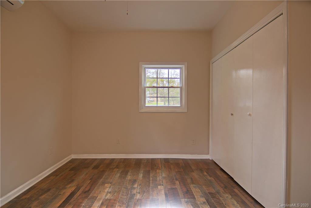 1085 Howard Gap Loop Road Flat Rock, NC 28731 - Photo 13 of 22 Gallery Image 13