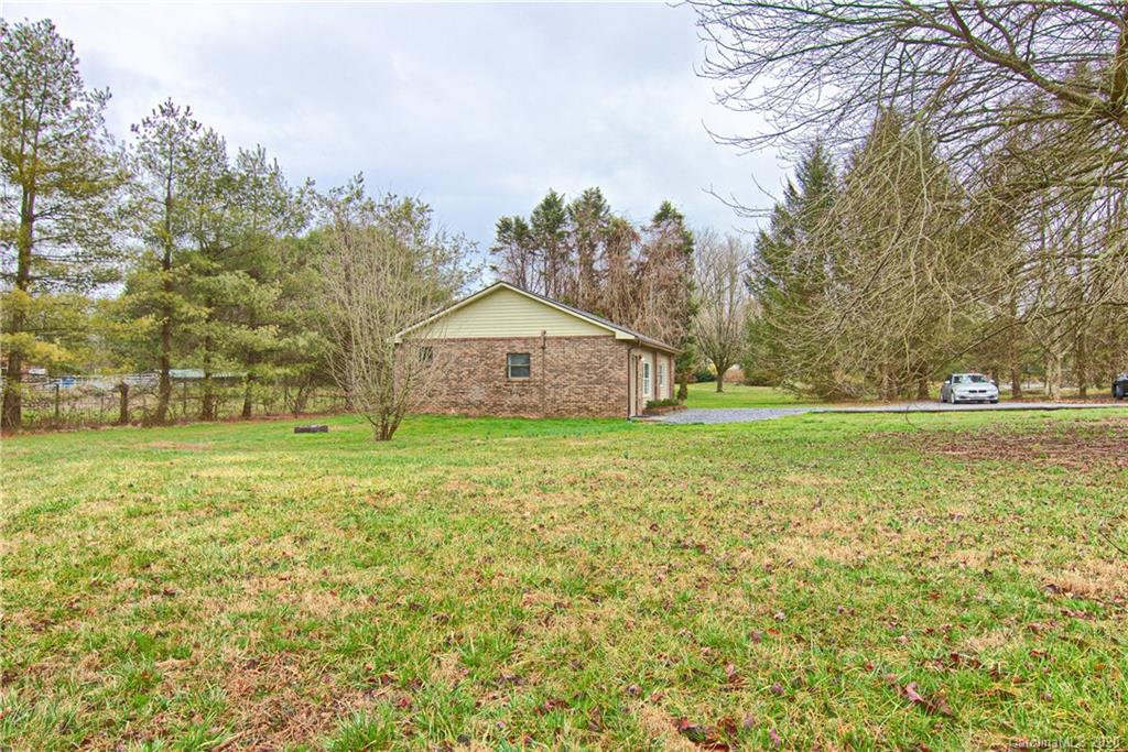 1085 Howard Gap Loop Road Flat Rock, NC 28731 - Photo 19 of 22 Gallery Image 19