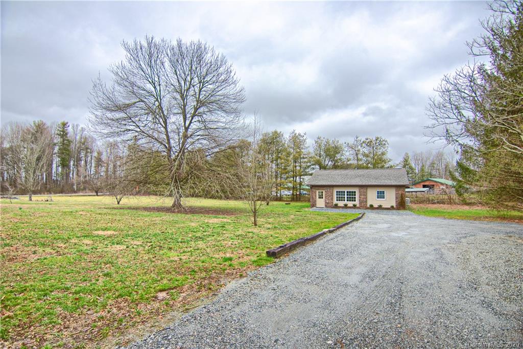 1085 Howard Gap Loop Road Flat Rock, NC 28731 - Photo 22 of 22 Gallery Image 22