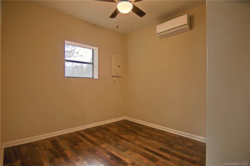 1085 Howard Gap Loop Road Flat Rock, NC 28731 - Photo 10 of 22 Gallery Image 10
