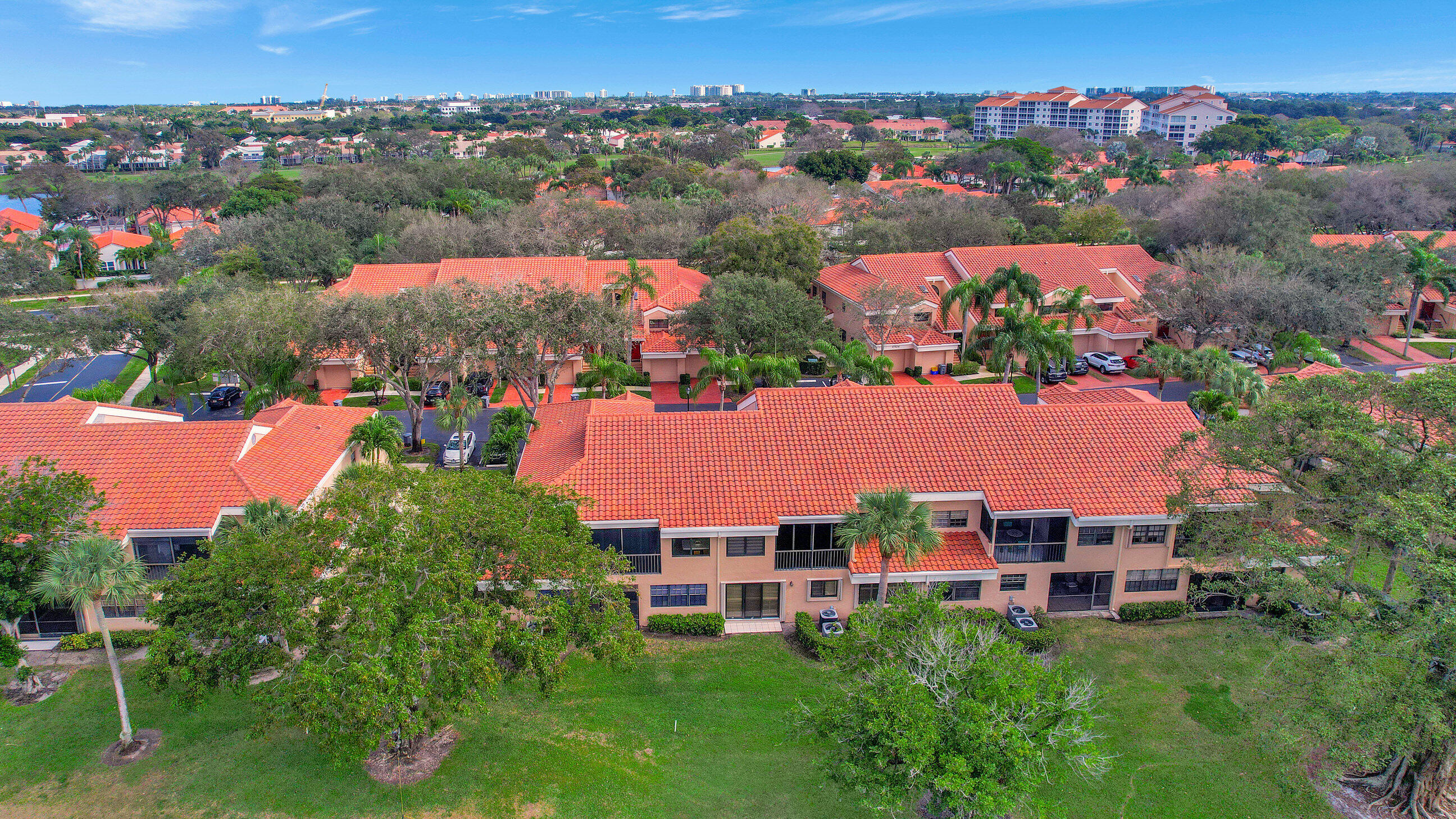 17316 Boca Club Boulevard, Unit 1007 Boca Raton, FL 33487 - Photo 24 of 26 EXTERIOR BACK