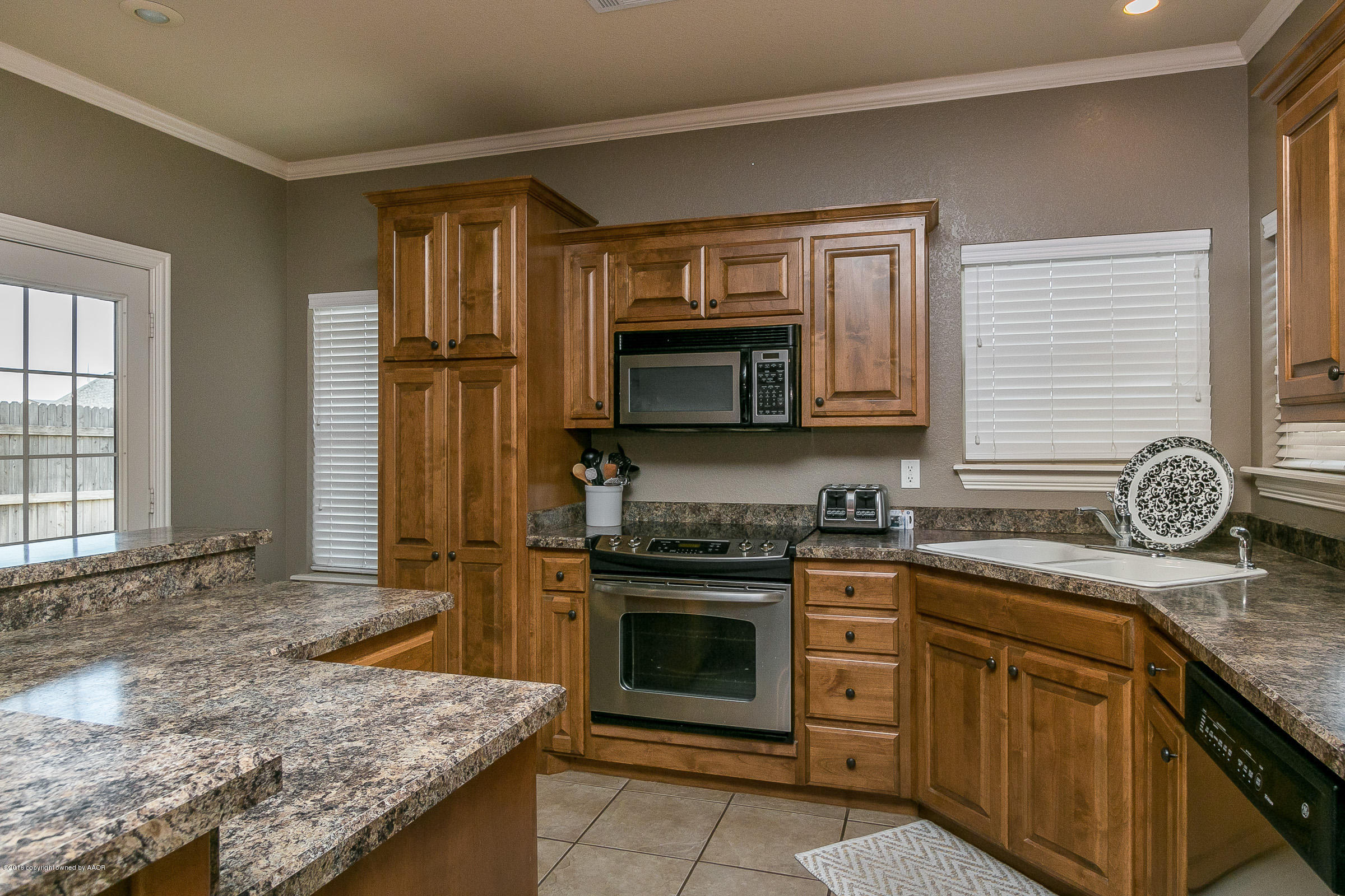 4814 Wesley Road Amarillo, TX 79119 - Photo 8 of 23 Kitchen 2