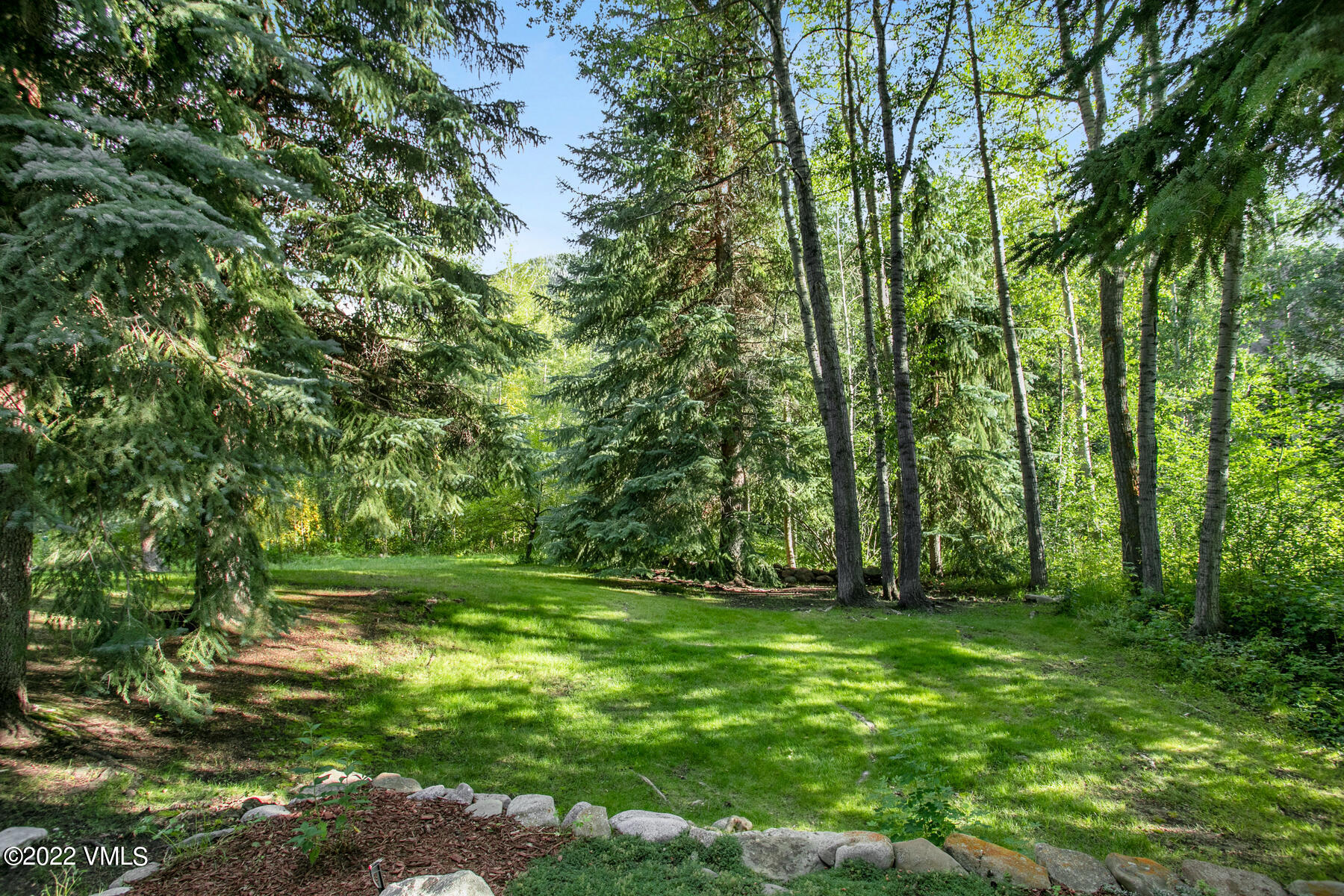 2960 Manns Ranch Road, Unit B Vail, CO 81657 - Photo 12 of 37 2960 Manns Ranch Rd-023-023-Neighborhood