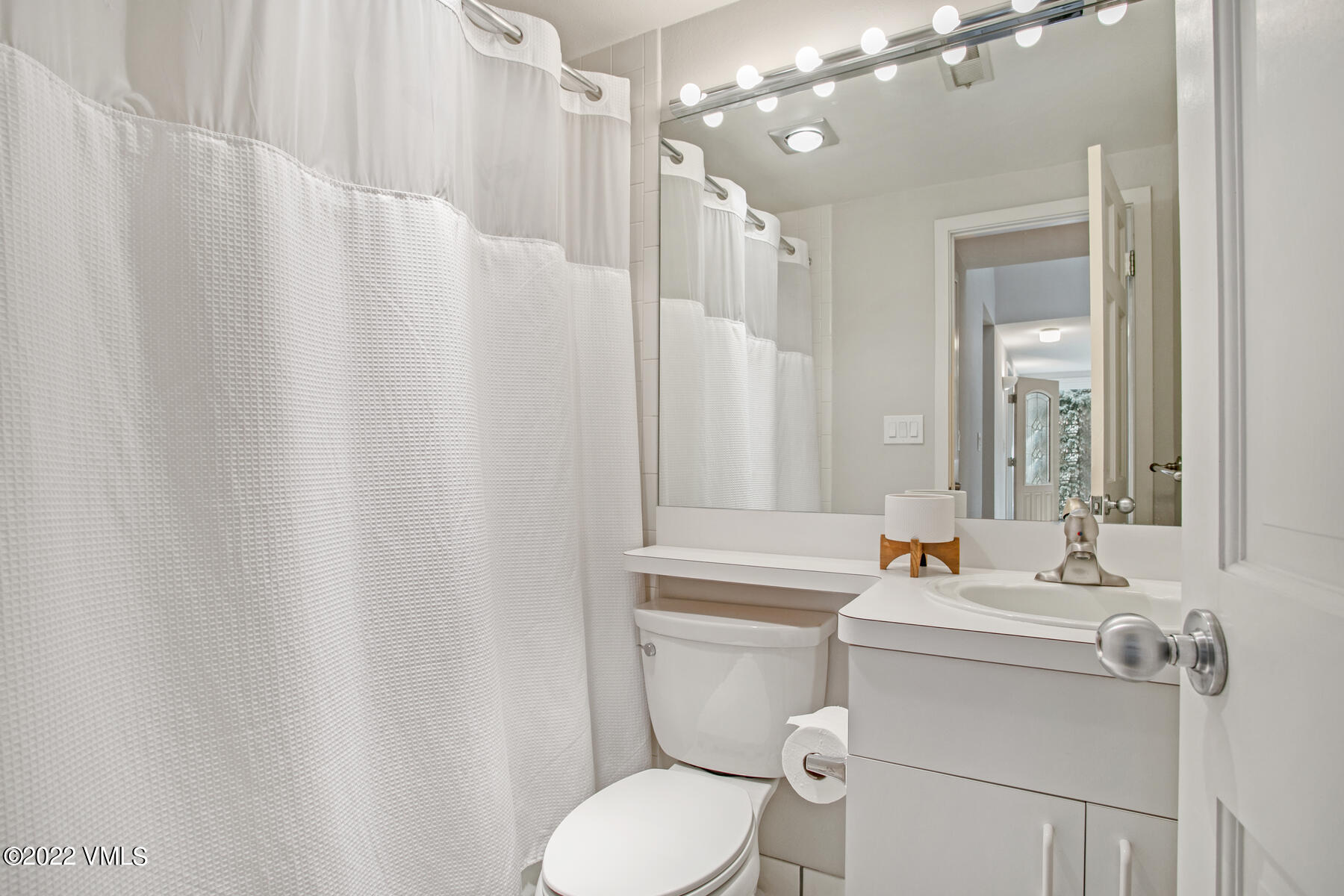 2960 Manns Ranch Road, Unit B Vail, CO 81657 - Photo 19 of 37 2960 Manns Ranch Rd-013-013-Bathroom-MLS