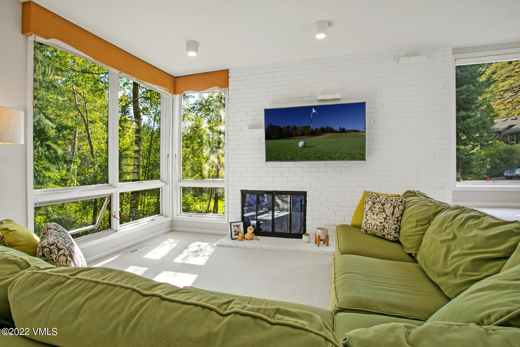 2960 Manns Ranch Road, Unit B Vail, CO 81657 - Photo 4 of 37 2960 Manns Ranch Rd-001-016-Living Room-