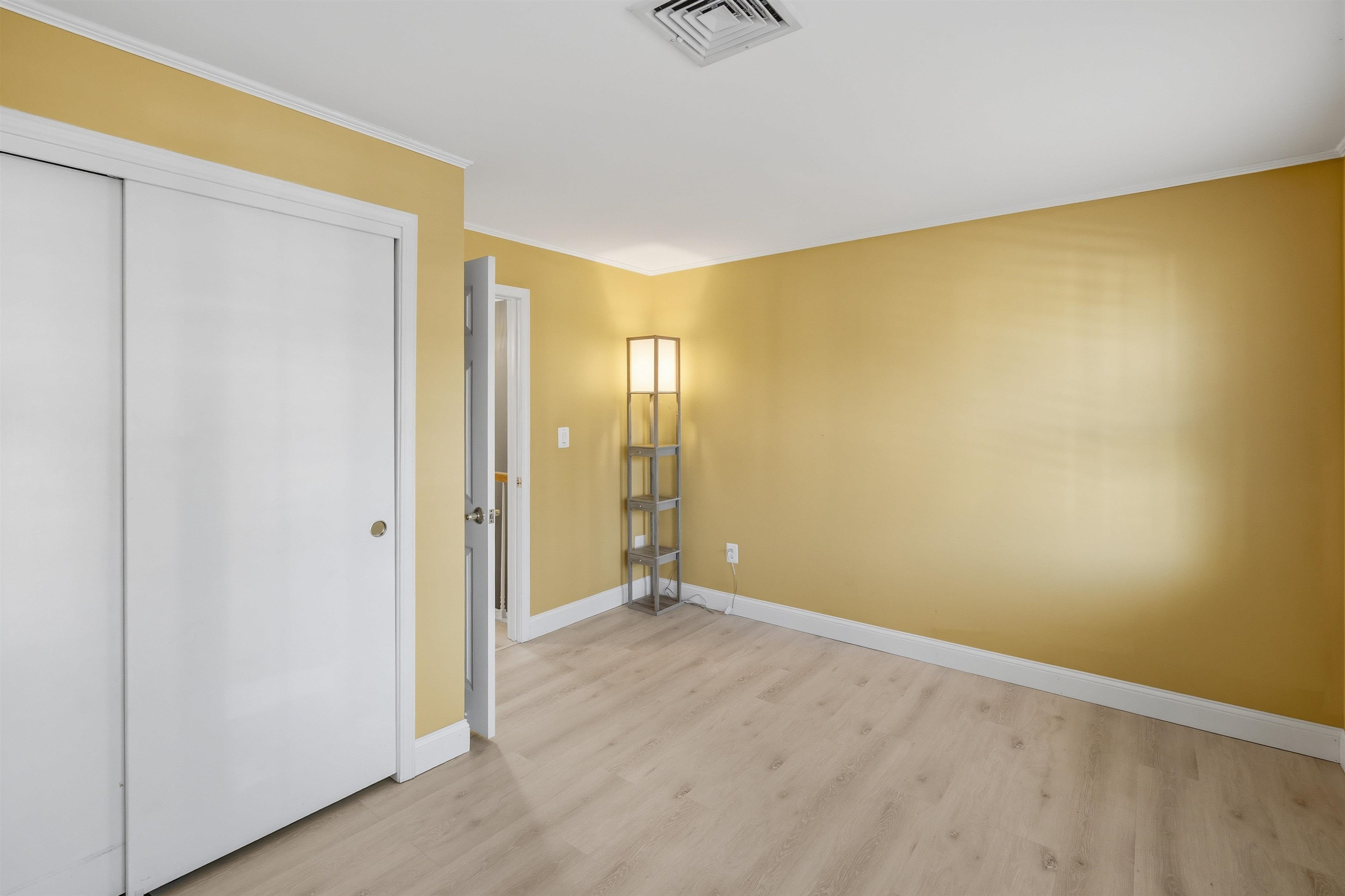 214 Fox Hollow Way Manchester, NH 03104 - Photo 17 of 24