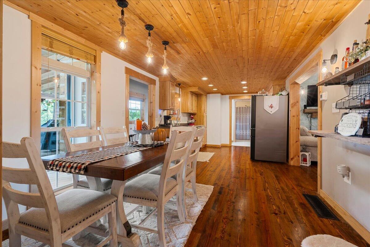 9653 McKee Road Irvine, KY 40336 - Photo 17 of 62 17-IVA00371