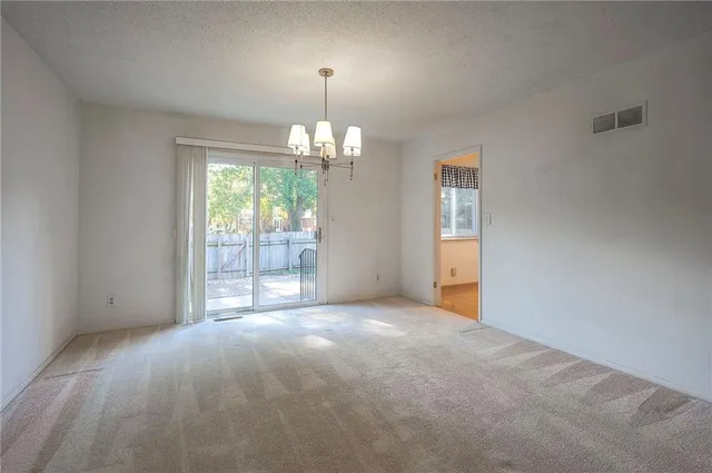 $265,000 | 10009 West 95th Street, Overland Park, KS 66212