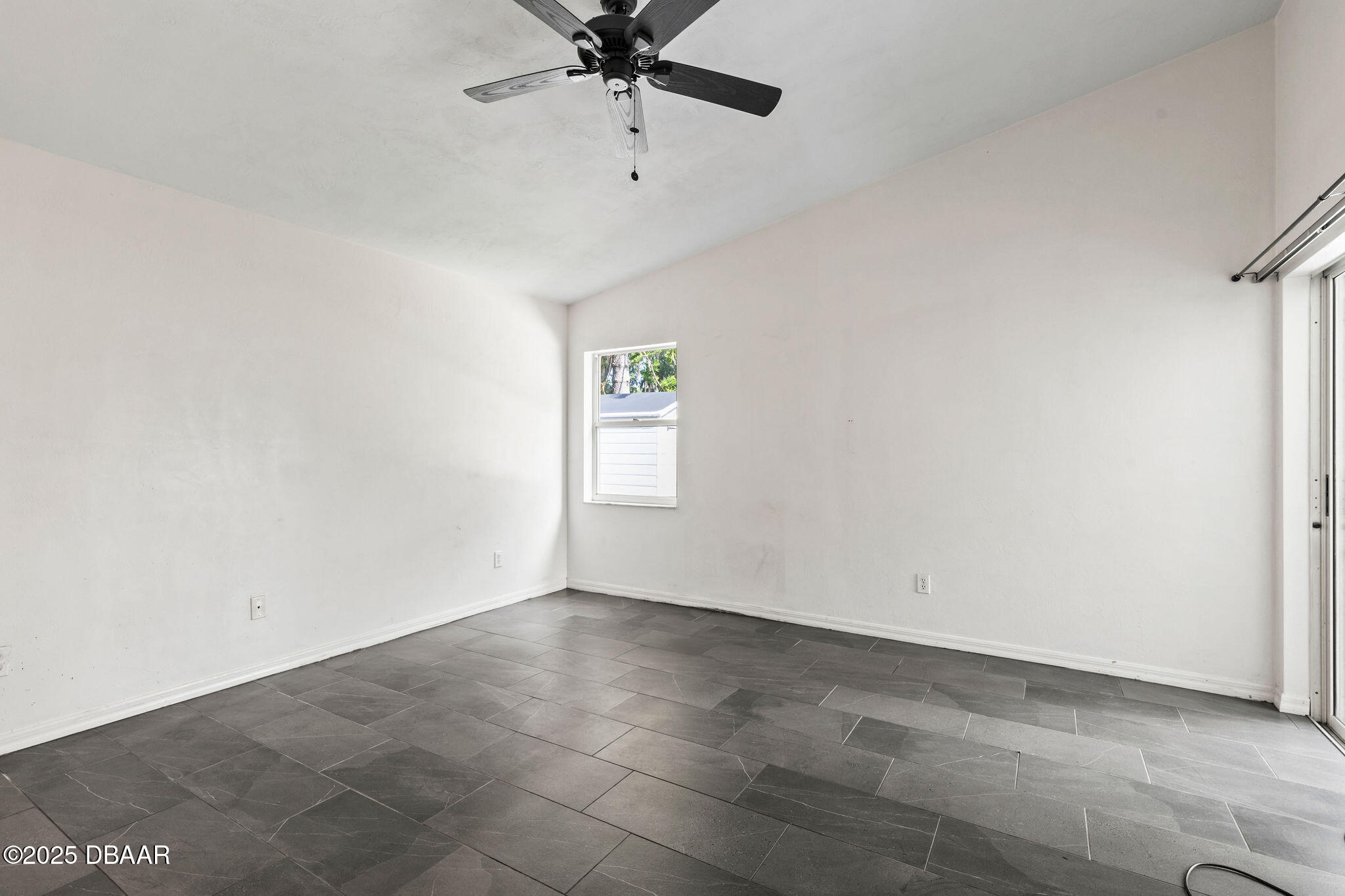 1037 Deer Springs Road Port Orange, FL 32129 - Photo 13 of 42 KBRE3557