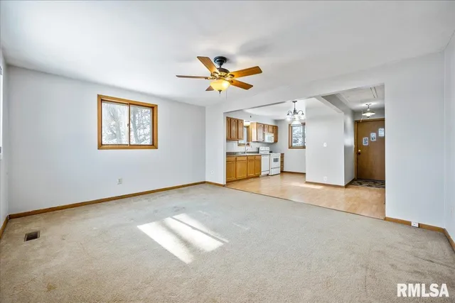 $340,000 | 4221 North Galena Road, Peoria, IL 61611