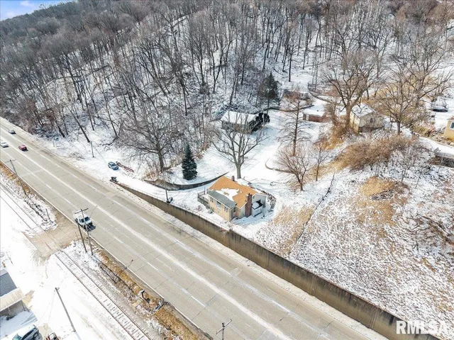 $340,000 | 4221 North Galena Road, Peoria, IL 61611