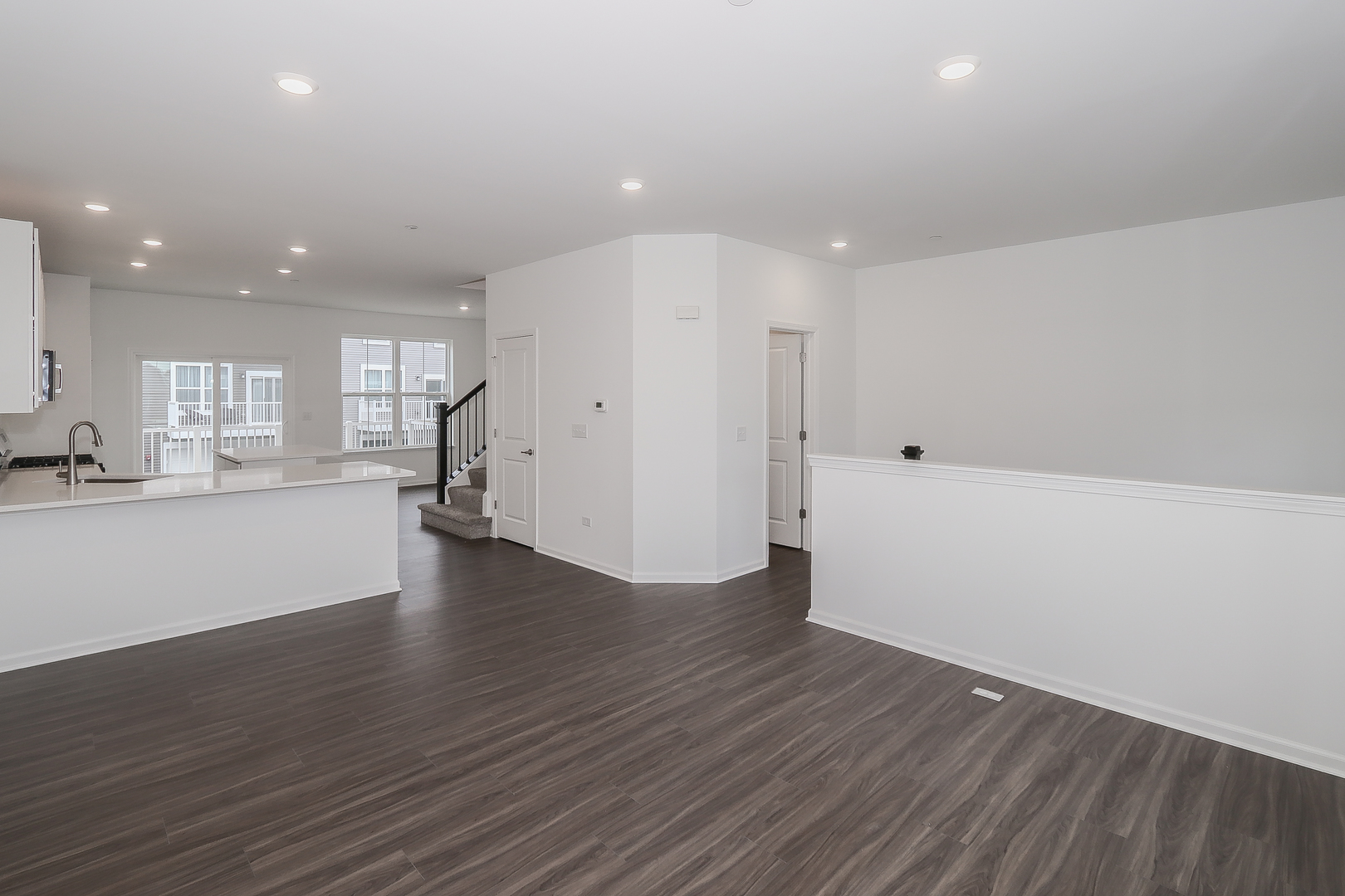 2252 Stonegate Road Algonquin, IL 60102 - Photo 6 of 31