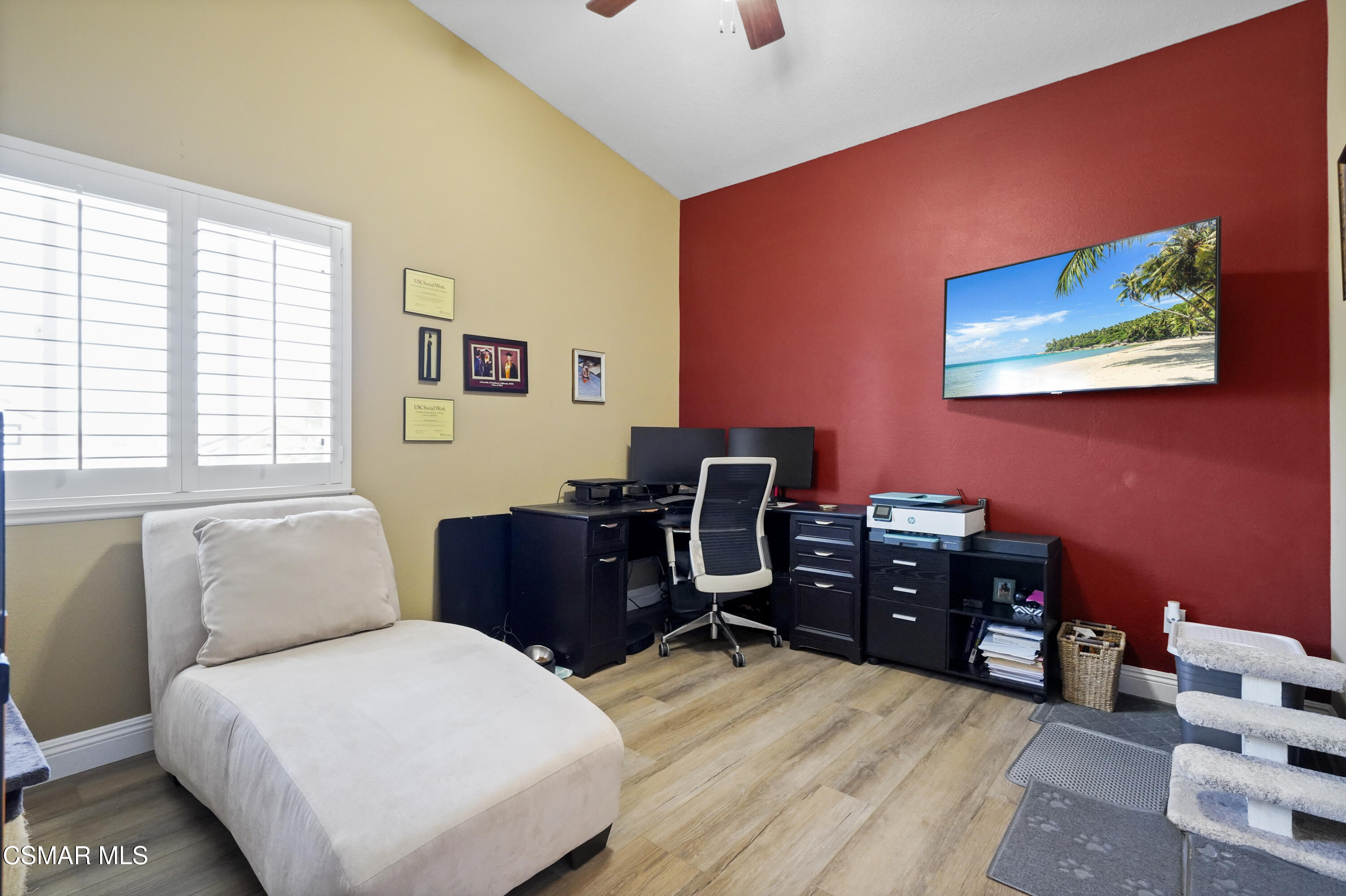 14291 Clemson Street Moorpark, CA 93021 - Photo 17 of 23 a bedroom with a workspace