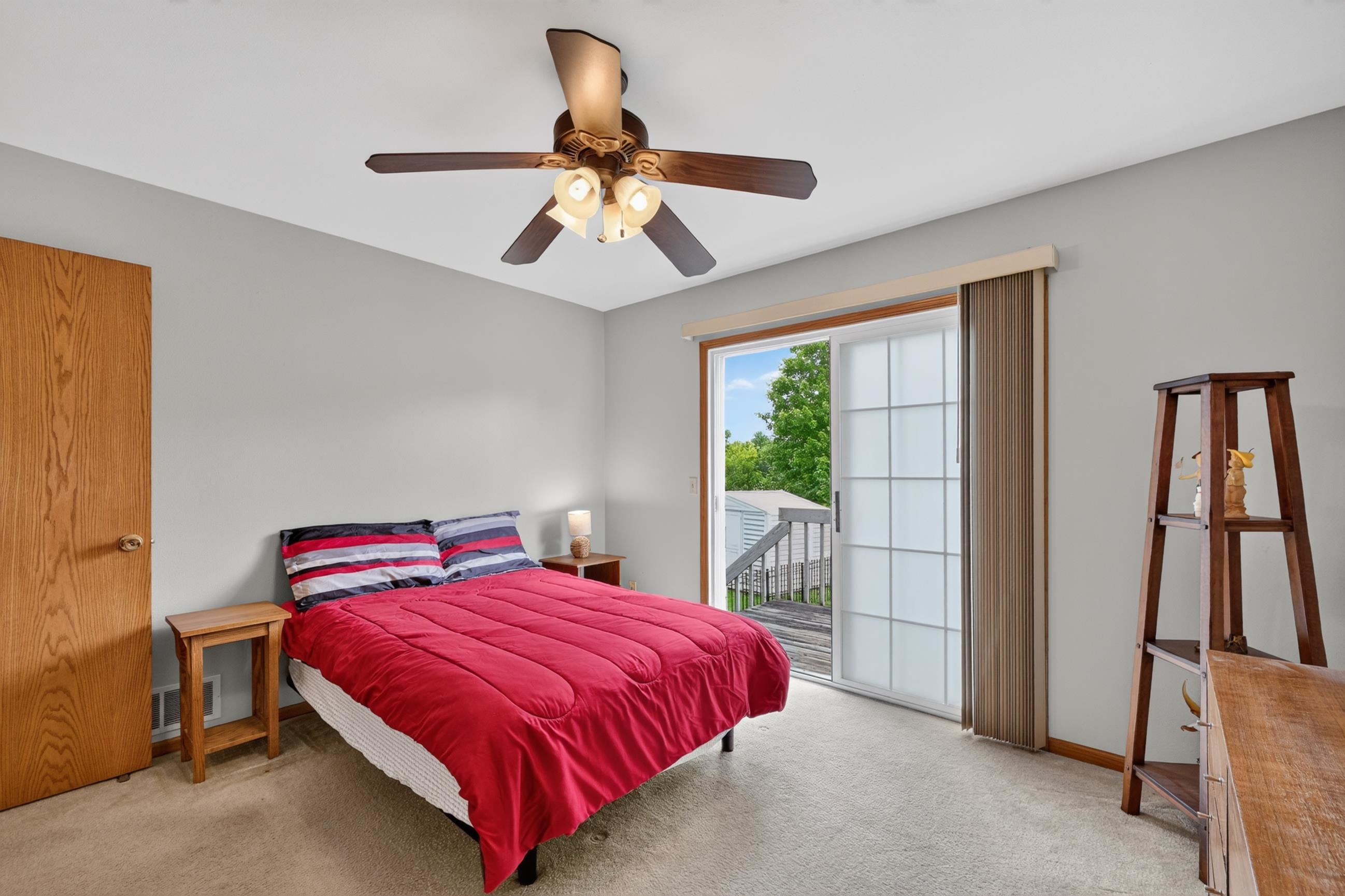 403 Hanson Road Stoughton, WI 53589 - Photo 16 of 42