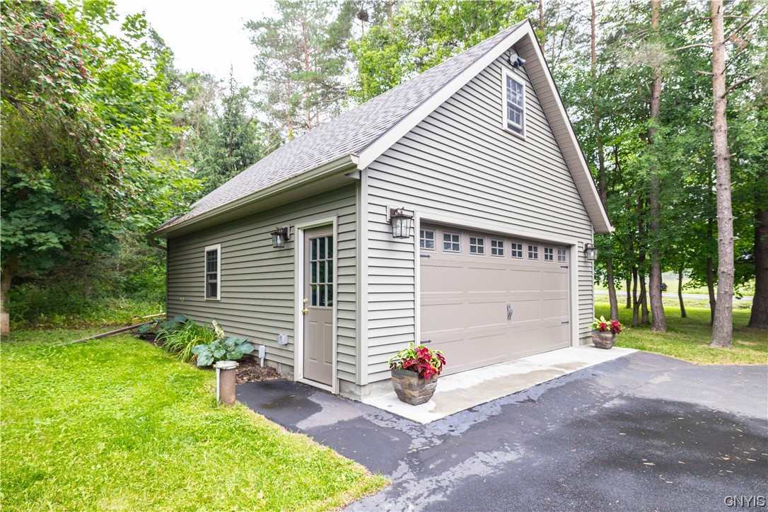 3000 Ridge Road Pompey, NY 13104 - Photo 8 of 44